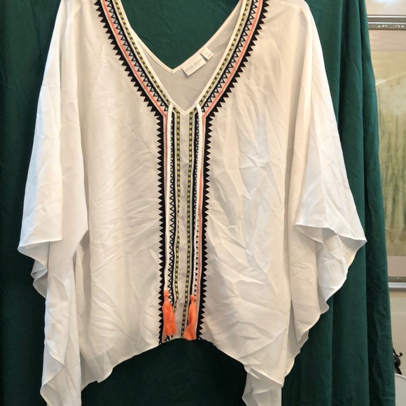 Tunic - Picture 1 of 1